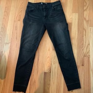 Kut from the the Kloth black distressed jeans size 6